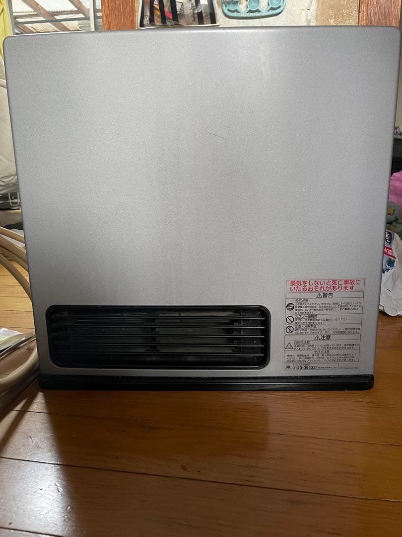 Rinnaiガスファンヒーター。