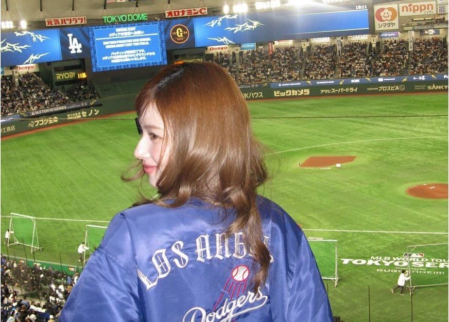 完売品】ワンオクTAKA、TWICE SANA着用 ドジャース スタジャン - メルカリ