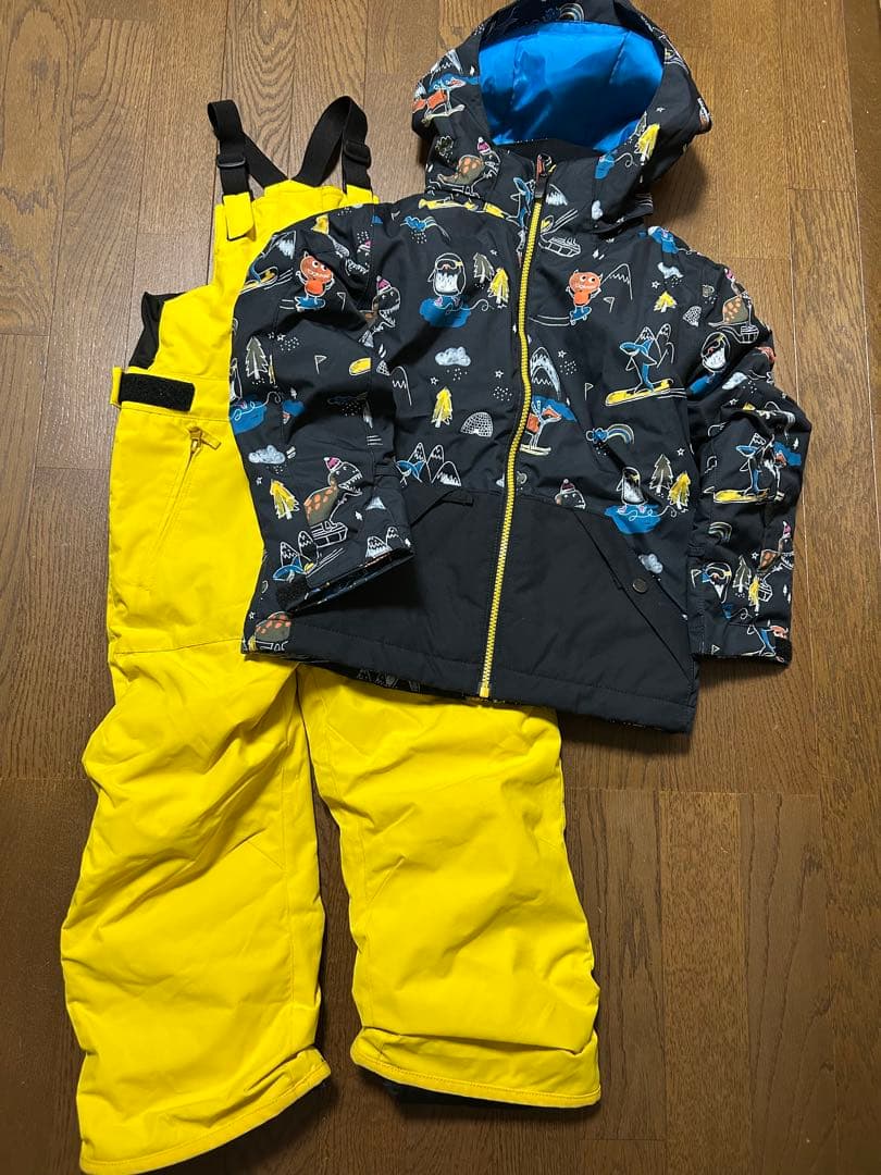 クイックシルバー★スノーウェアー QUIKSILVER】 23-24新作スノーウェア入荷しました🤩！！ 今年も大人気