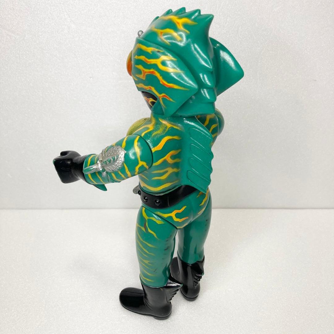 入手困難 激レア 旧バンダイ 仮面ライダー アマゾン ソフビ - メルカリ