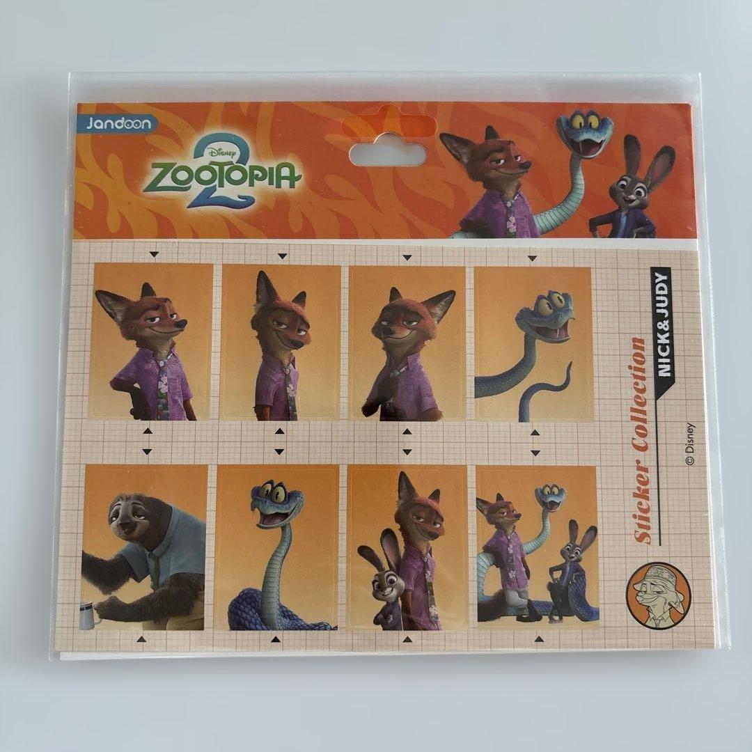 ズートピア 証明写真風ステッカー シール ニック&ジュディ - メルカリ