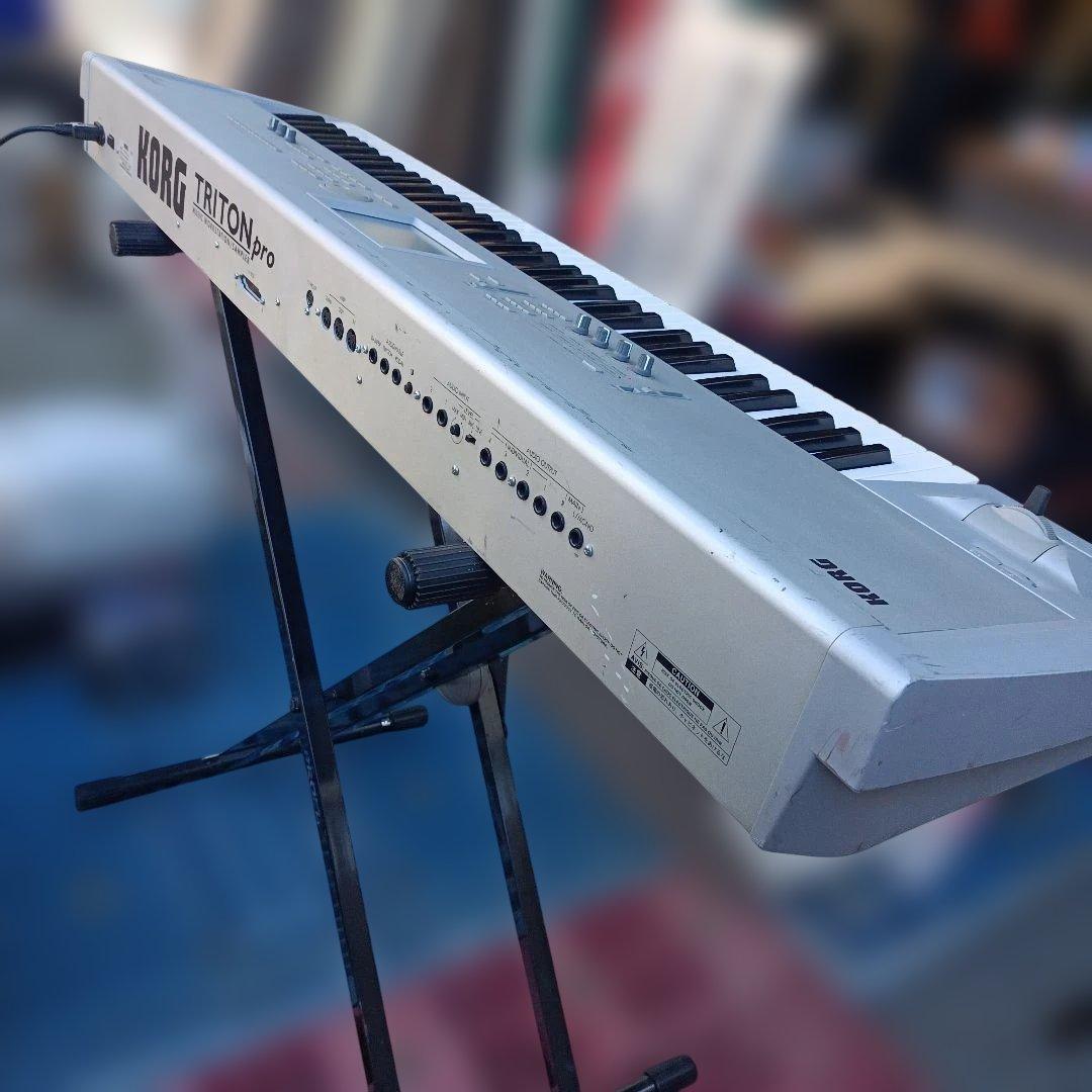 KORG TRITON Pro シンセサイザー シルバー