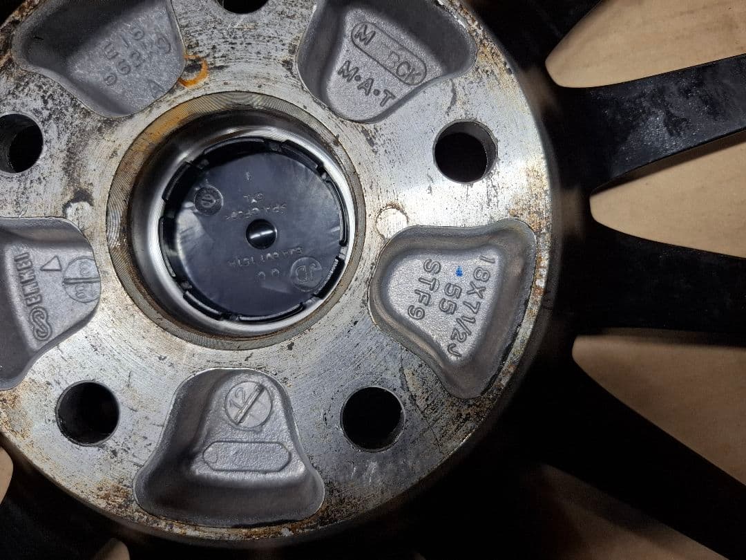 スバル レヴォーグ STI 純正 ホイール 4本 18インチ 7.5J WRX