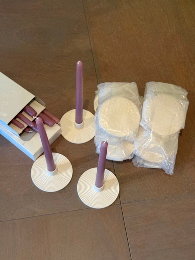 キャンドルとキャンドルホルダー 0000000427133_rSXbJml.jpg