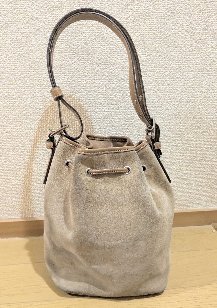 オールドコーチ 7561 OLD COACH スエード ベロア 巾着 肩掛け - メルカリ