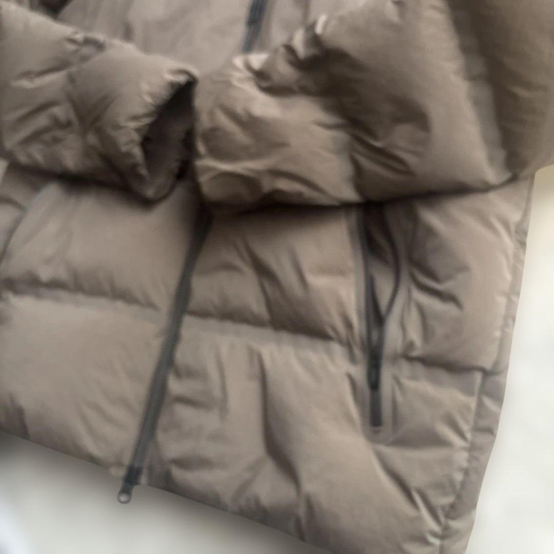 オークリー ダウンジャケットパーカー ブラウン 茶 ダブルジップ