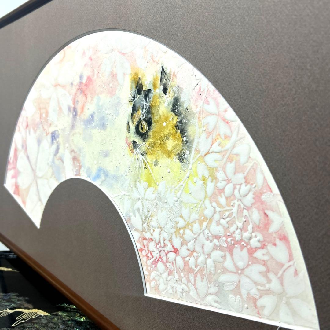 日本画「さくら 三毛 扇あつらえ」 幸福の三毛猫