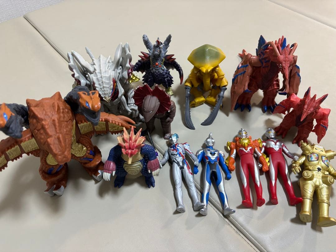 ウルトラ怪獣ソフビまとめ売り 豪華20体以上】ウルトラ怪獣 ソフビ まとめ売りセット バルタン星人他