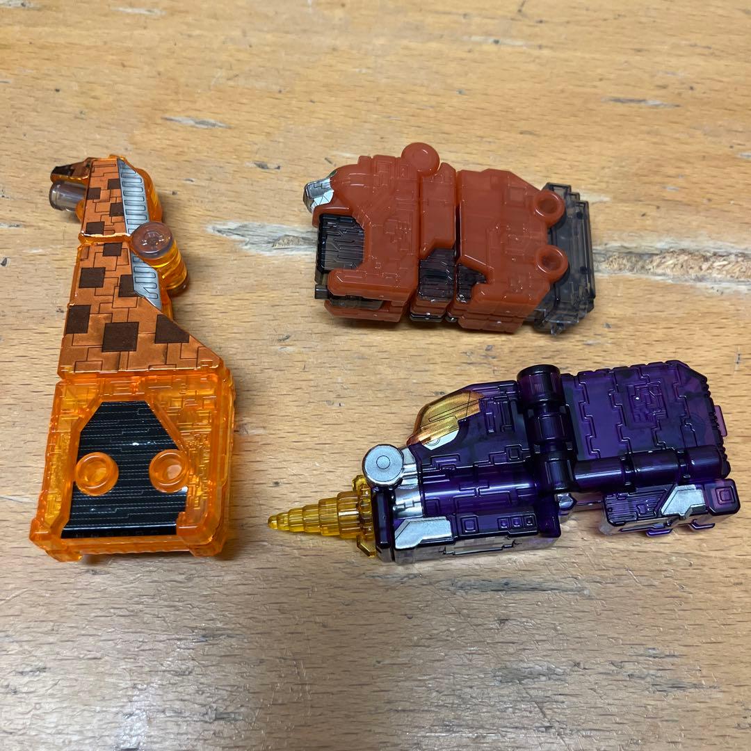 ミニプラ 動物戦隊 ジュウオウジャー クリア ワイルドトウサイドデカ