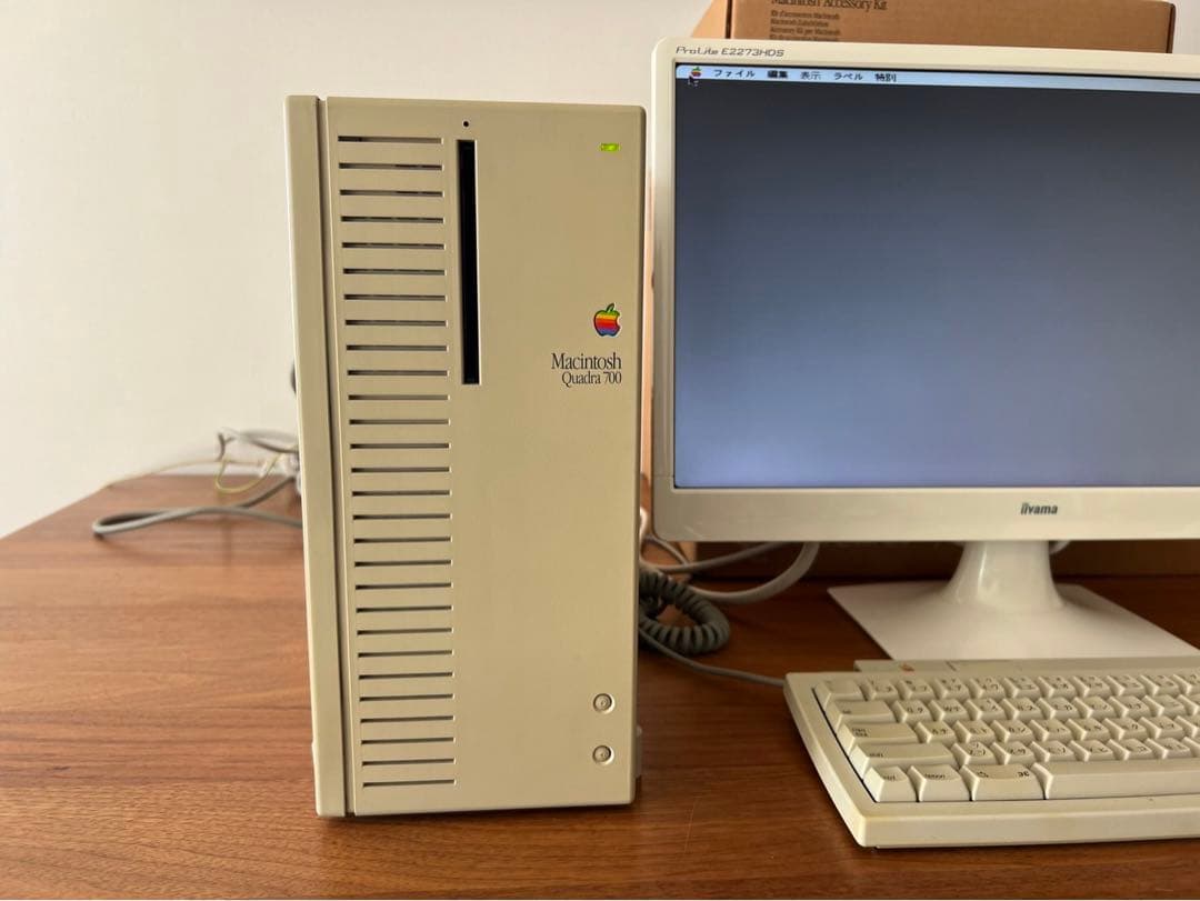 ジャンク品Macintosh Quadra 700 ※モニター・キーボード無し - メルカリ