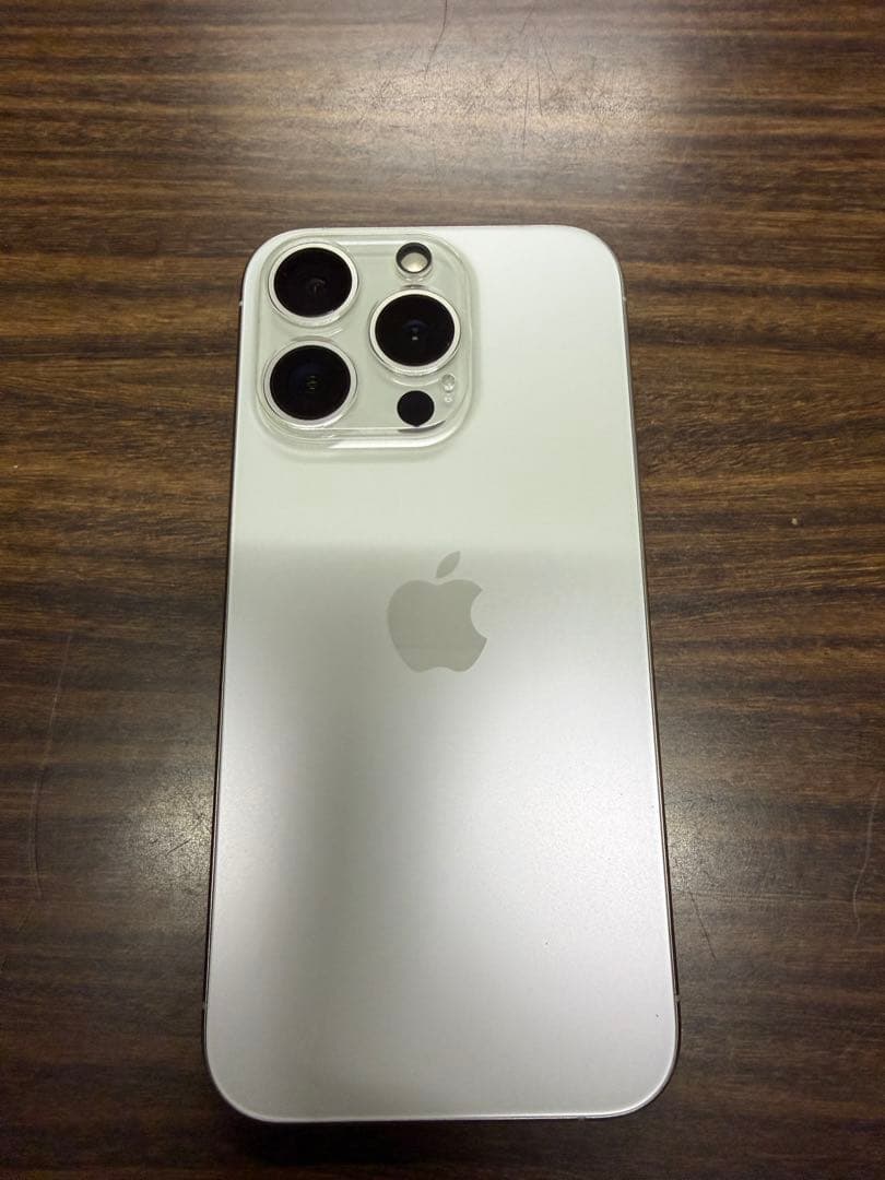 iPhone 15 Pro 256GB ホワイトチタニウム SIMフリー - メルカリ