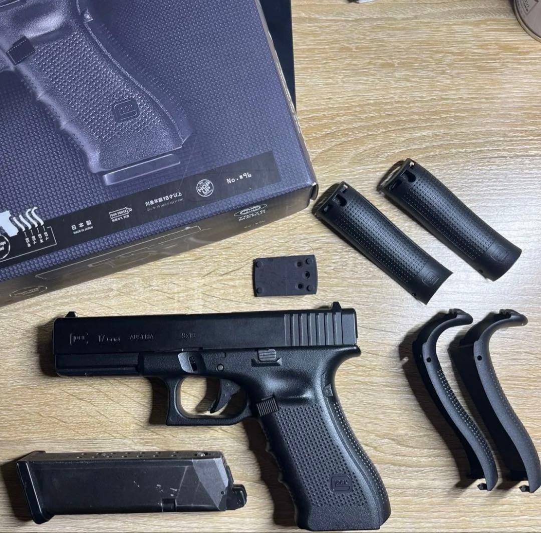 東京マルイ　G17グロック17 gen4 箱　サイトマウント付き Amazon | 東京マルイ No.96 グロック17 Gen.4 18歳以上 ガスブロー