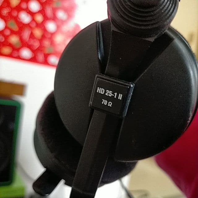 Sennheiser HD 25-1 II 70Ω ヘッドホン ASCII.jp：【レビュー】Sennheiser『HD 25-1 II』『HD 25-SP II』 (1/2)