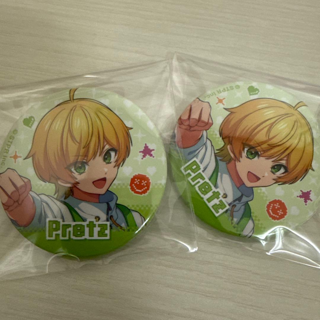 AMPTAK×COLORS ぷりっつ いちごマイクラ 缶バッジ - メルカリ