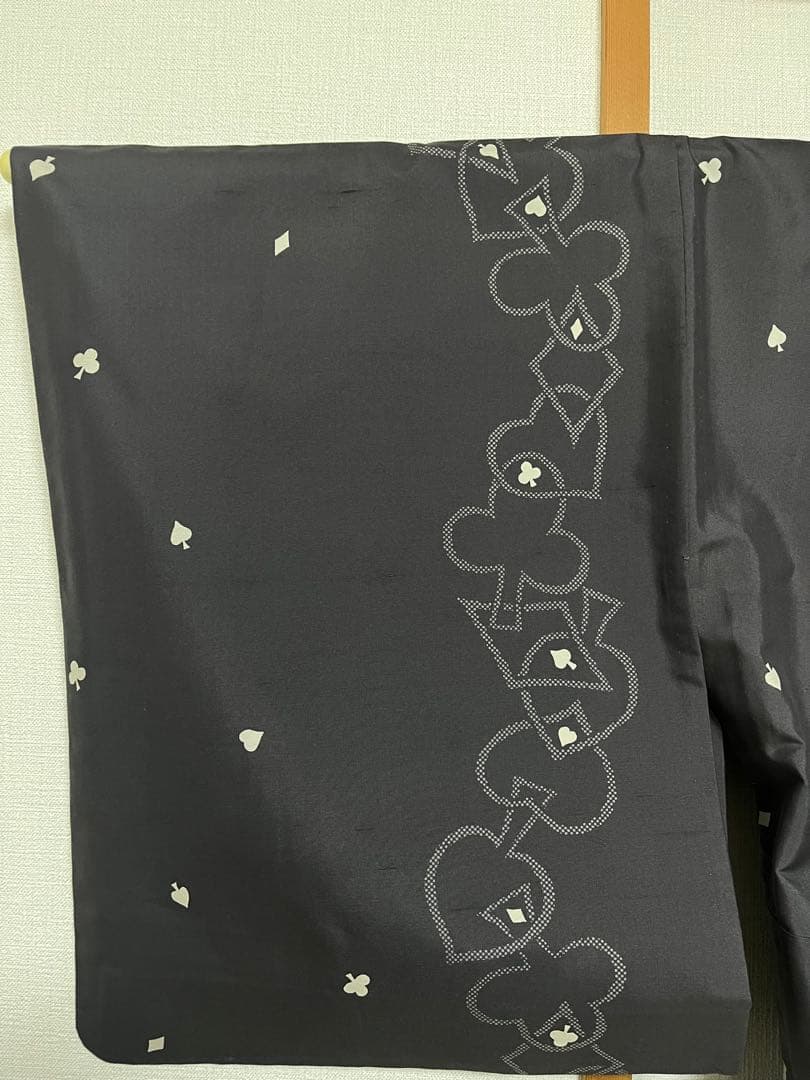 白山紬 単衣 グレー トランプ柄 個性的 正絹 おしゃれ着 - 着物・浴衣高価