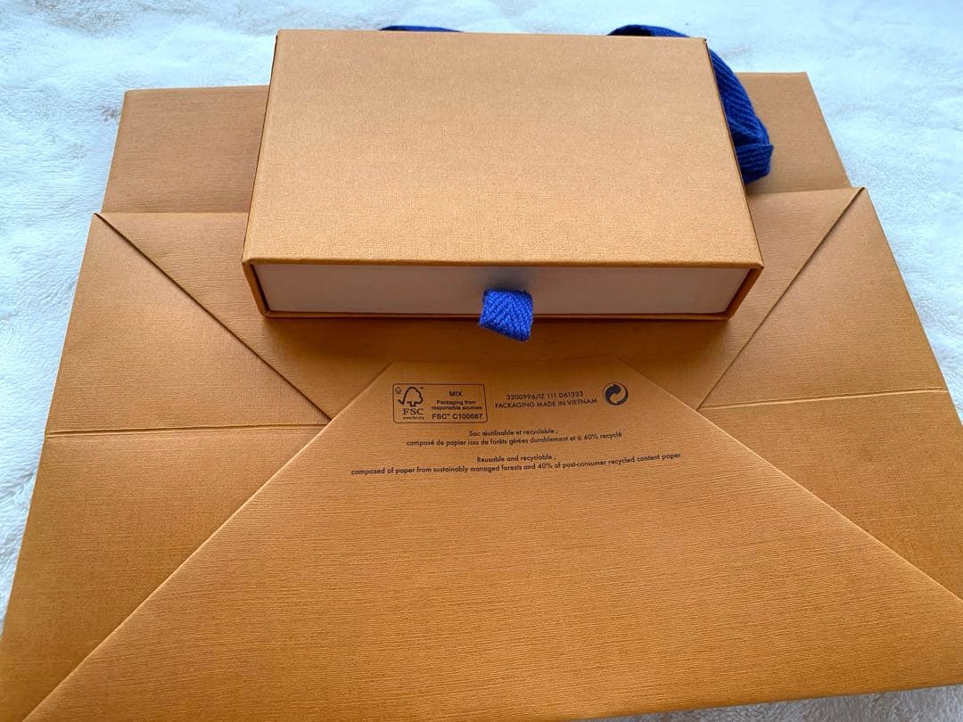 新品未使用LOUIS VUITTONバレッタアクセソワールシュブ2DM00403 - メルカリ