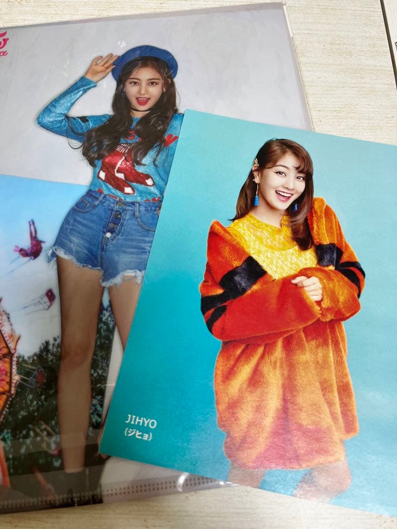 TWICE ジヒョJIHYO グッズ - メルカリ