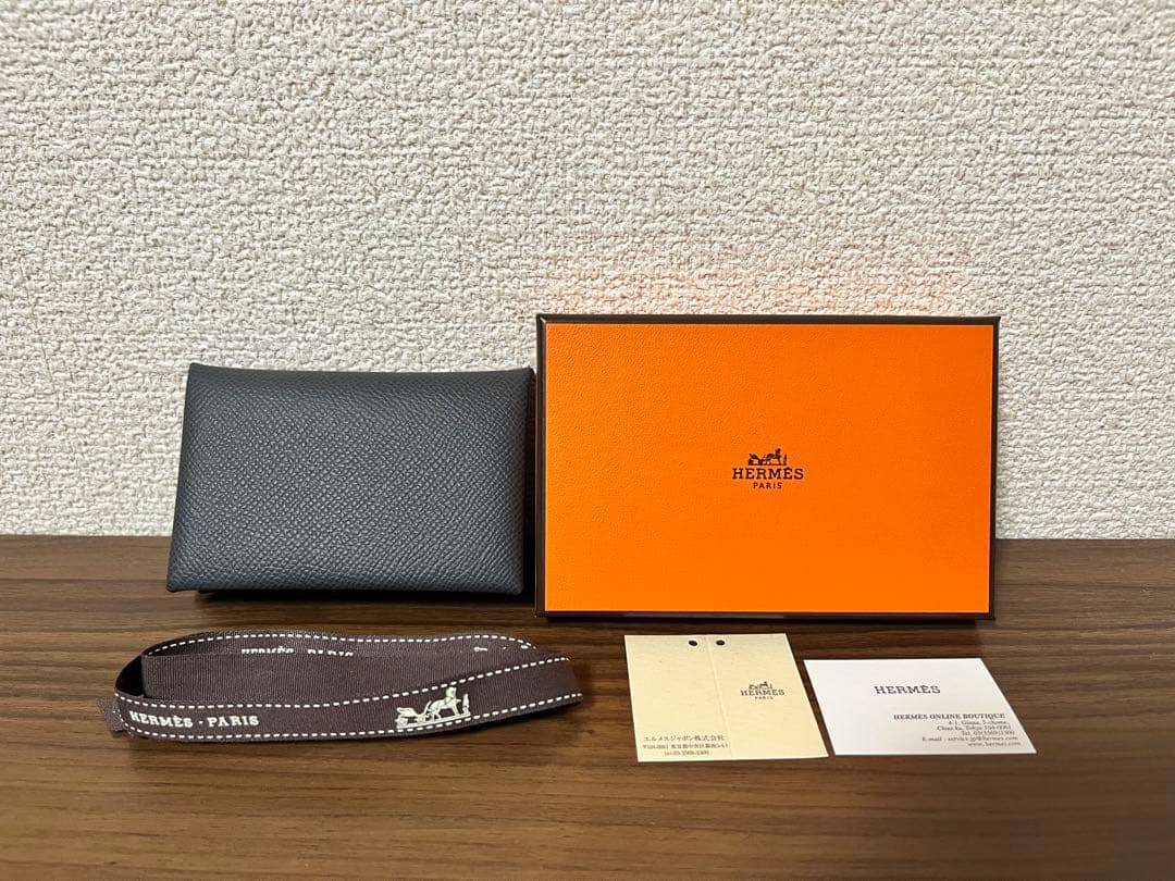HERMES エルメス《カルヴィ》