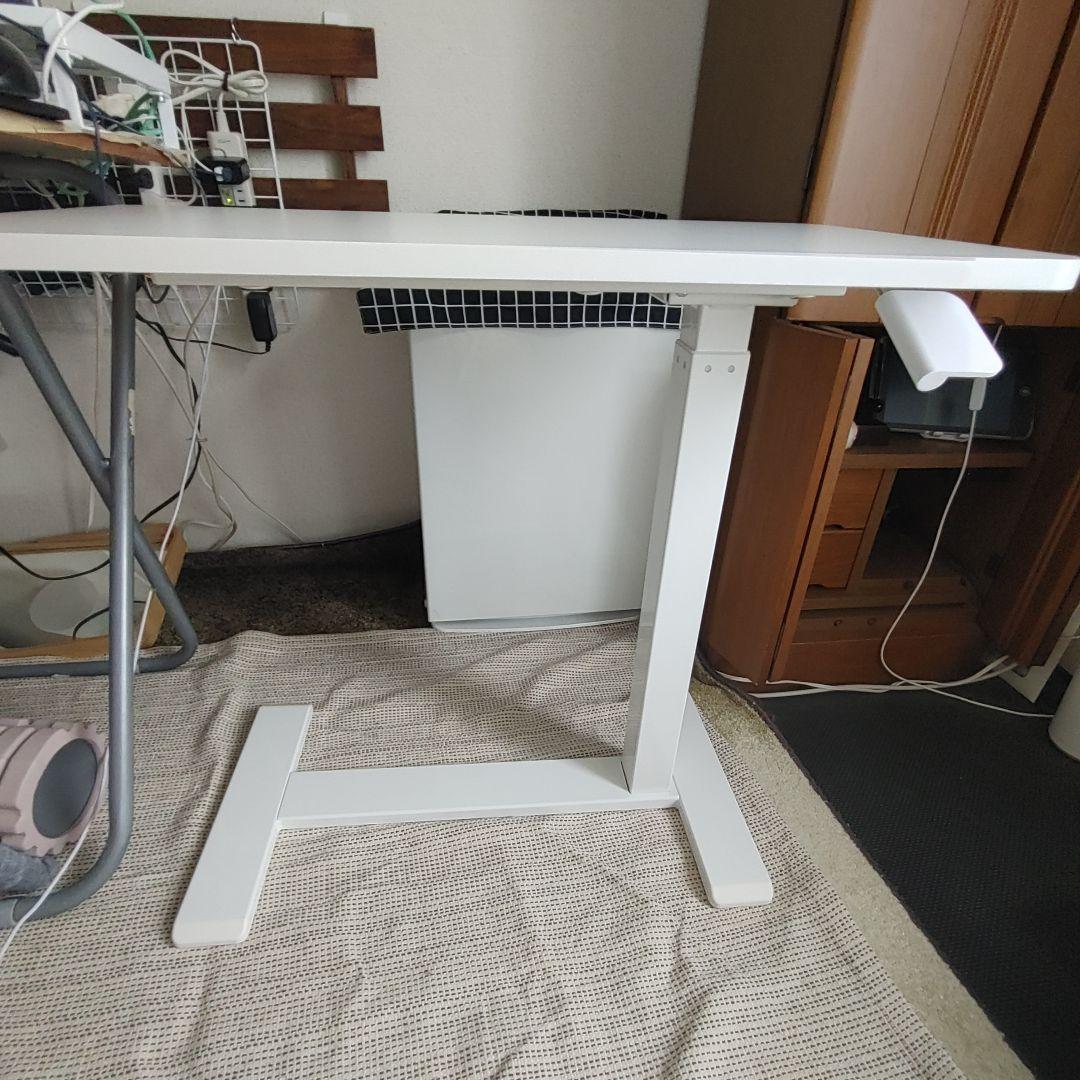 BOLLSIDAN/ボッルシダン：ラップトップスタンド（ウォールナット調