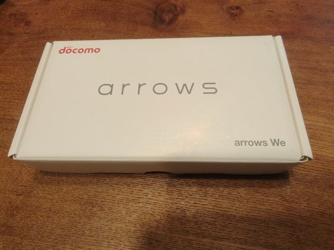 未使用 docomo arrows We (F-51B) ネイビー