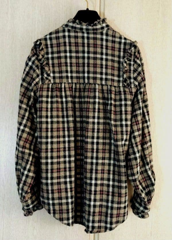 ハグオーワー ネルチェックフリル スタンドカラーブラウス 雅姫 - メルカリ