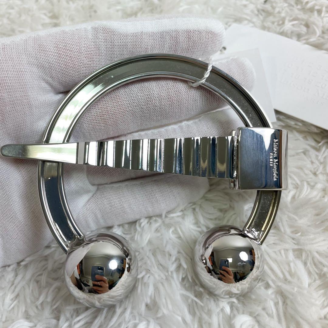 メゾンマルジェラ ビッグブローチ 真鍮 イタリア製 タグ付 未使用品の