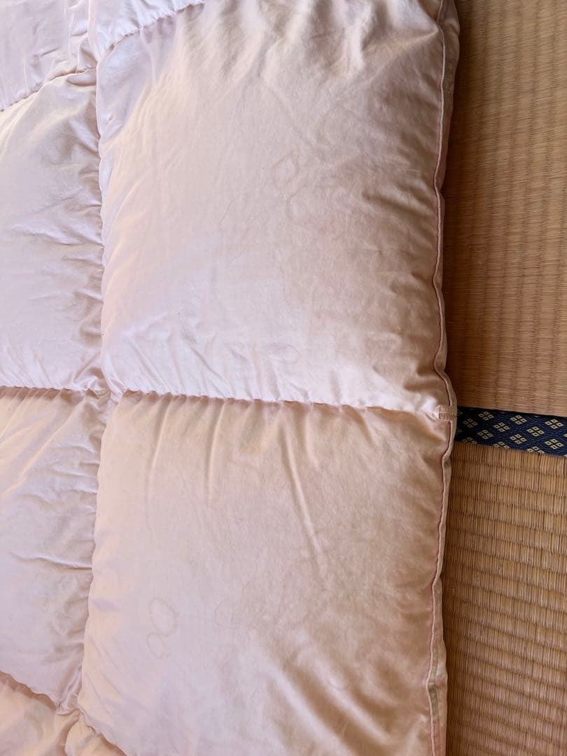 あ*☆様 羽毛布団 150×210 ダウン95% フェザー5% ホワイトグース1の