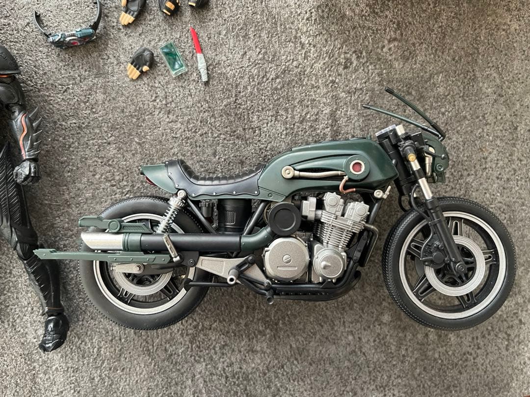 d*7様 S.H.Figuarts 仮面ライダーBLACK SUN シャドームー