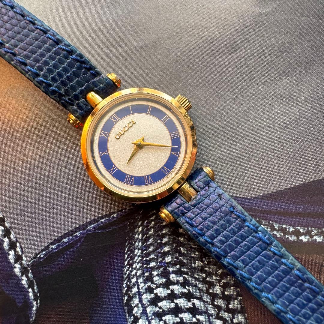 新品電池 稼働 GUCCI ブルー レザー アナログ腕時計 - メルカリ
