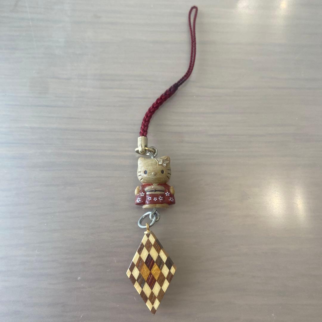 ハローキティ ご当地 箱根限定 寄木細工バージョン 根付 ストラップ