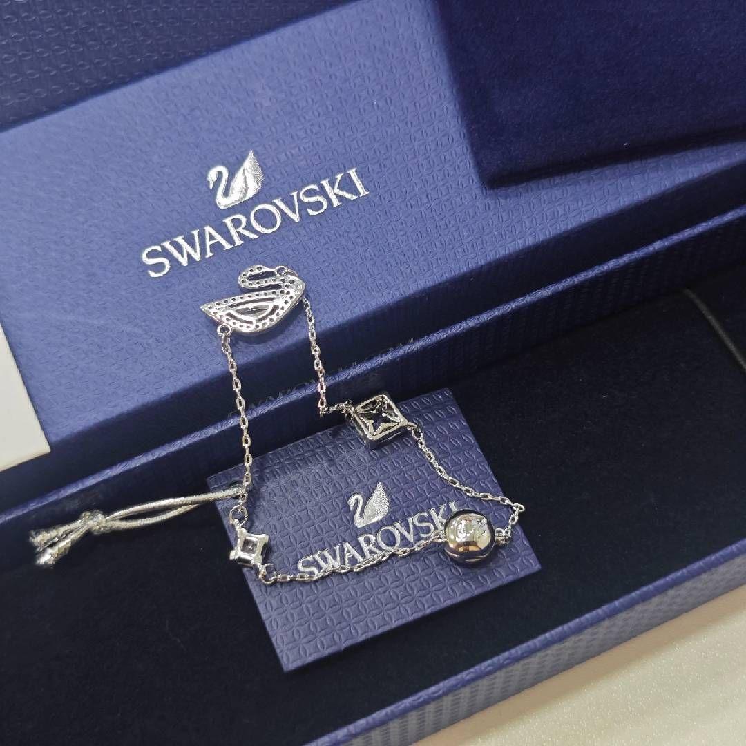 Swarovski スワンモチーフ ブレスレット - メルカリ