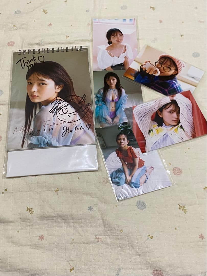 直筆サイン入り 福留光帆 卓上カレンダー 2025年 イベント限定生写真5