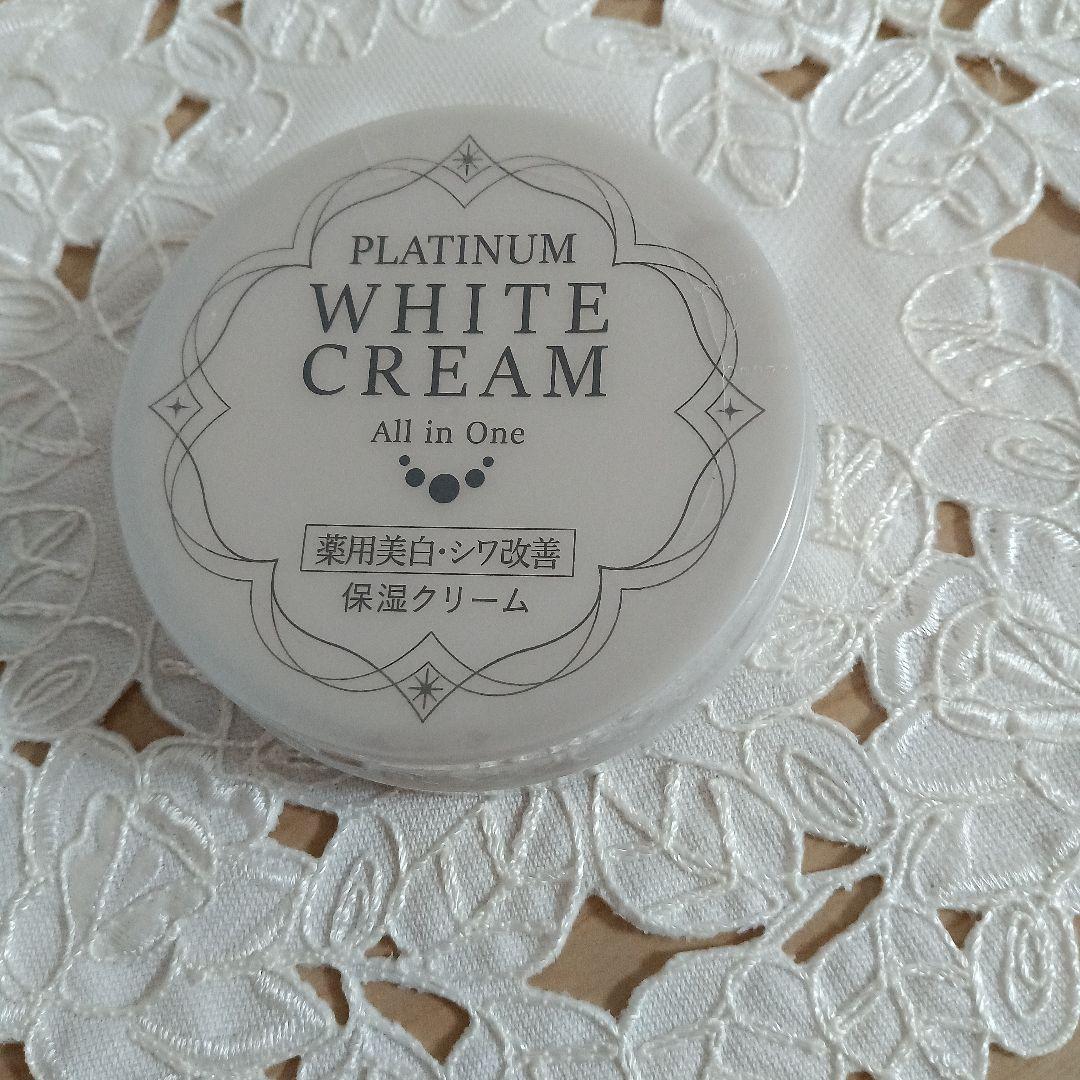 ルソイル プラチナホワイトクリーム - メルカリ