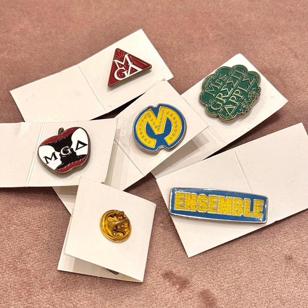 Mrs. GREEN APPLE ピンバッジ 6個セット - メルカリ