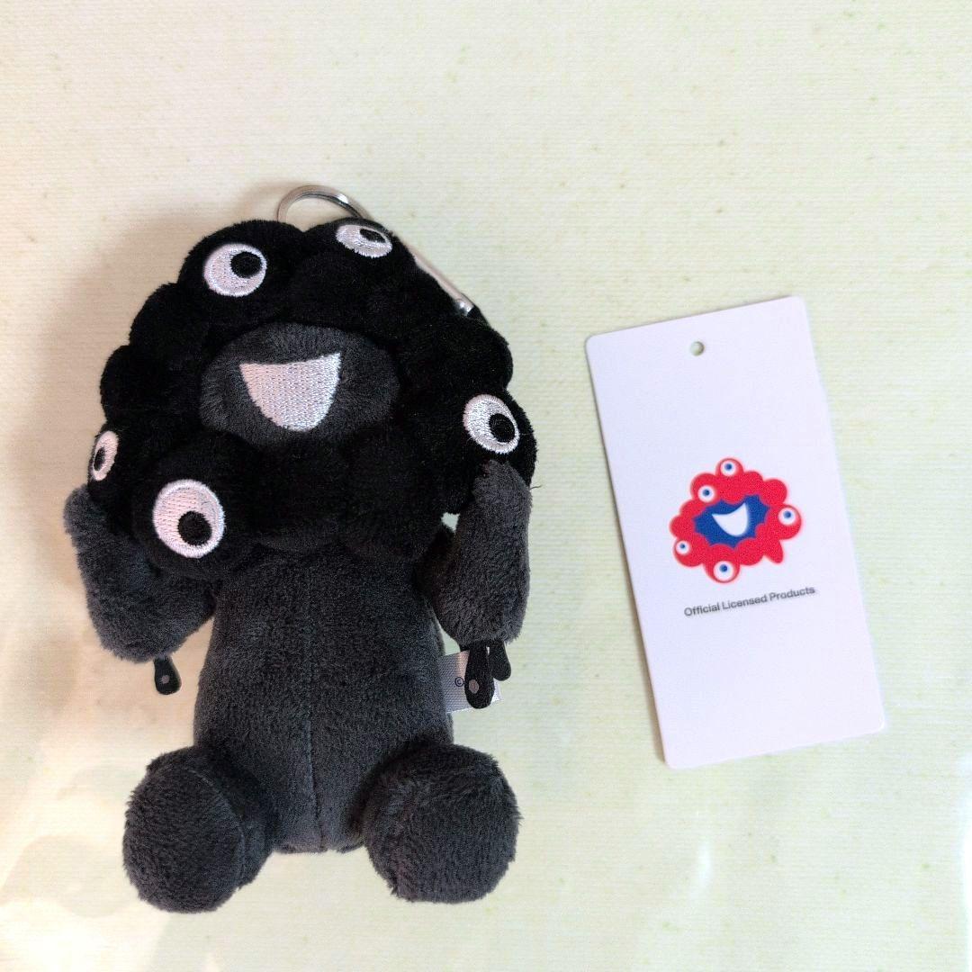 黒ミャクミャク カラビナ付きマスコット お座り - メルカリ