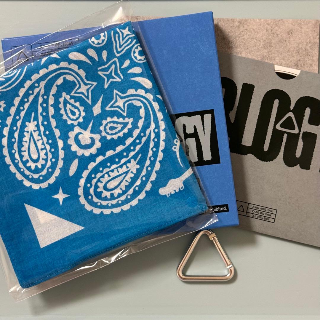 CNBLUE 3LOGY BANDANA Ver. カード類無し - メルカリ