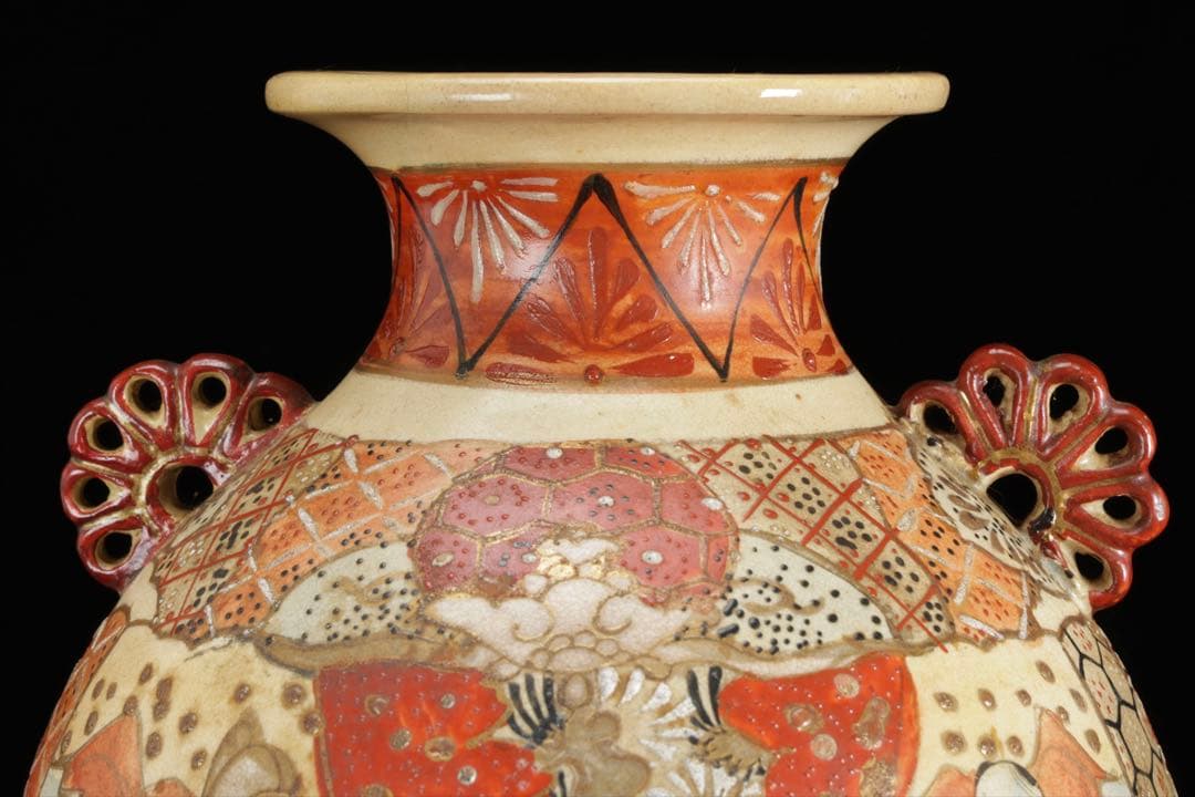 九谷焼 古九谷 赤絵金彩人物図双耳花瓶 飾壺 29㎝ 共箱