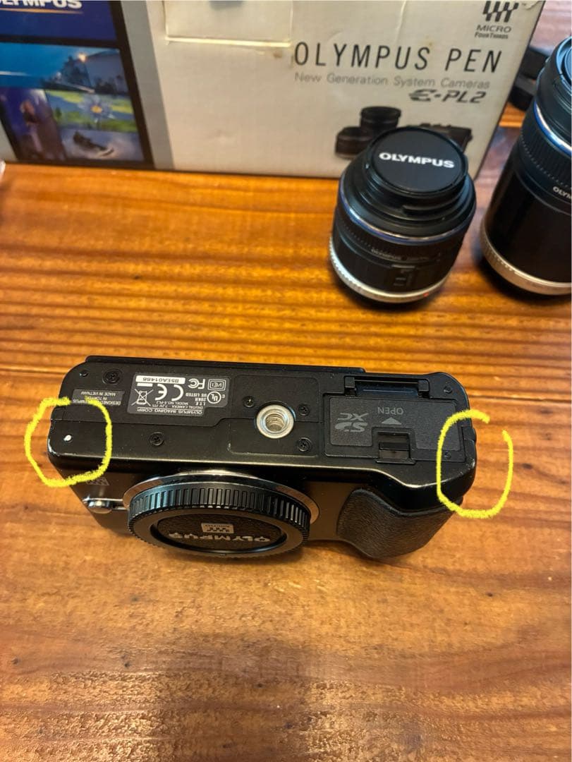 OLYMPUS PEN E-PL2 一式 レザーストラップのおまけ付き G103