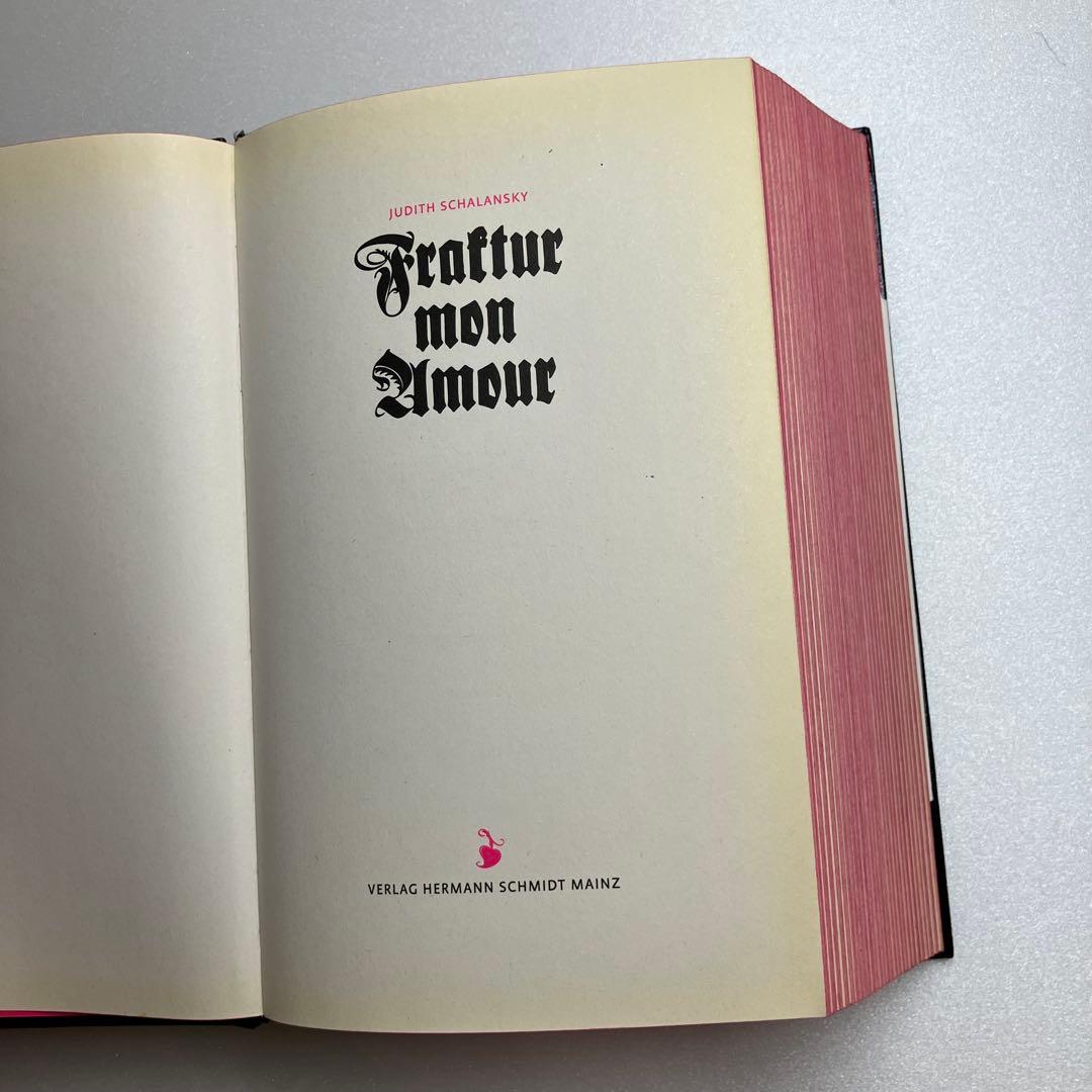 洋書】フォントデザイン集 Fraktur Mon Amour - メルカリ