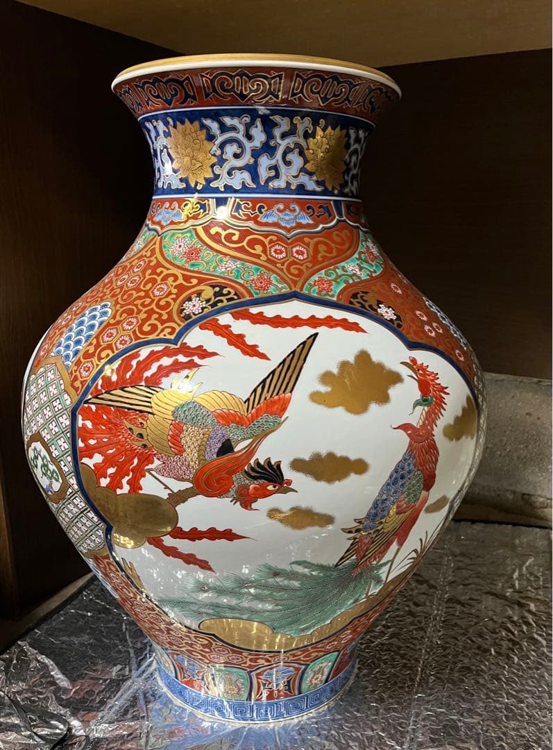 1675 希少平戸焼大花瓶 大壺陰刻 人物浮彫時代物