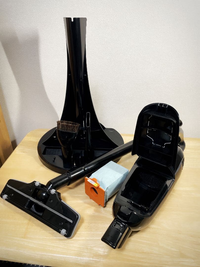 makita 充電式クリーナー ターボ60 CL113FD ブラック 紙パック付