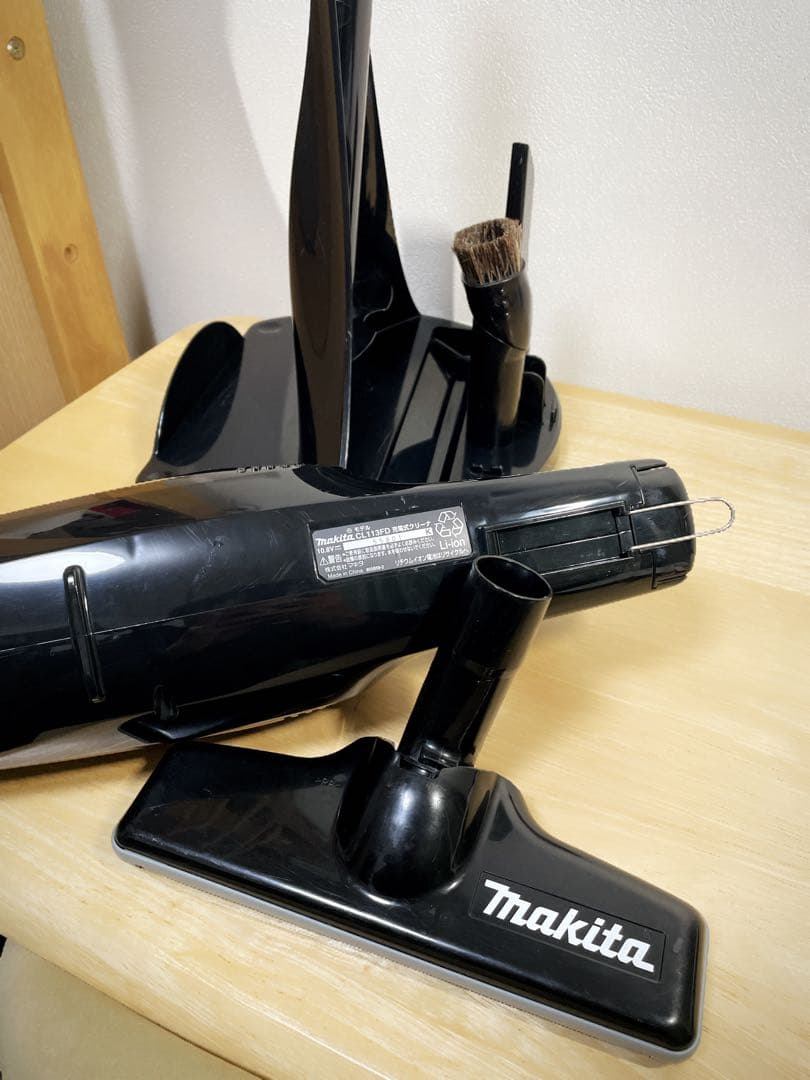 makita 充電式クリーナー ターボ60 CL113FD ブラック 紙パック付