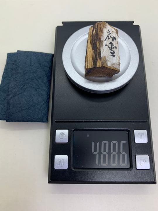 古渡命銘木 百二十種名香　真那賀　【初雪】4.886g 香木/お香/沈香/伽羅