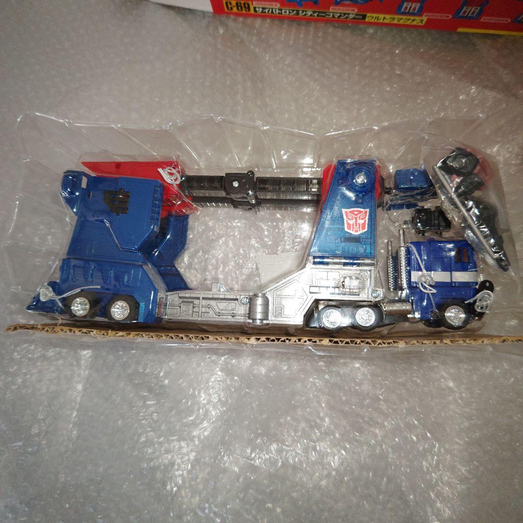 トランスフォーマー ウルトラマグナス 予告編バージョン シール未使用