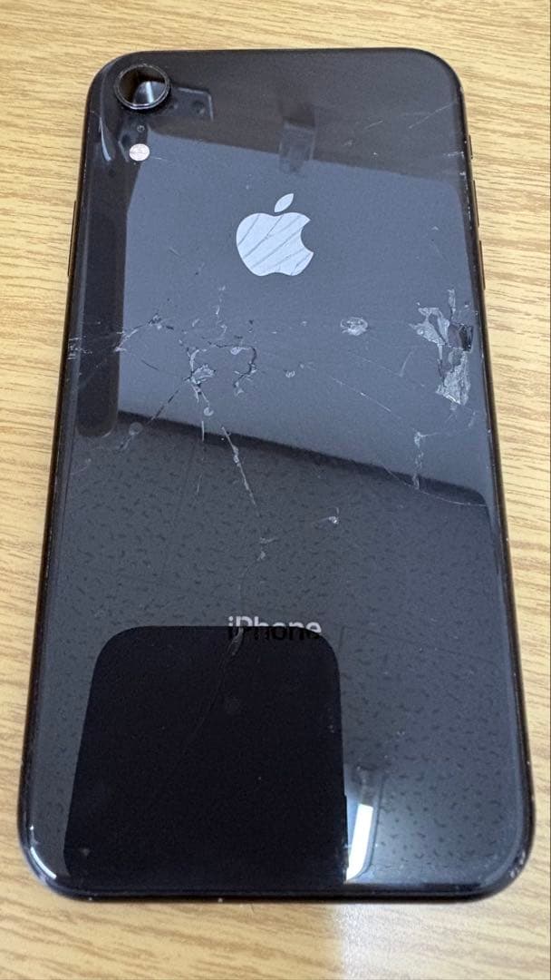 iPhoneXR 本体 64GB ブラック - メルカリ