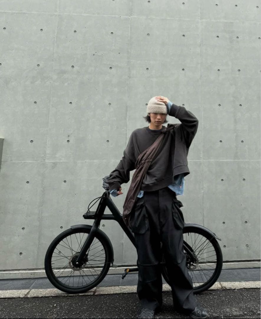 Entire studios box crew スウェット 深水光太着用 - メルカリ