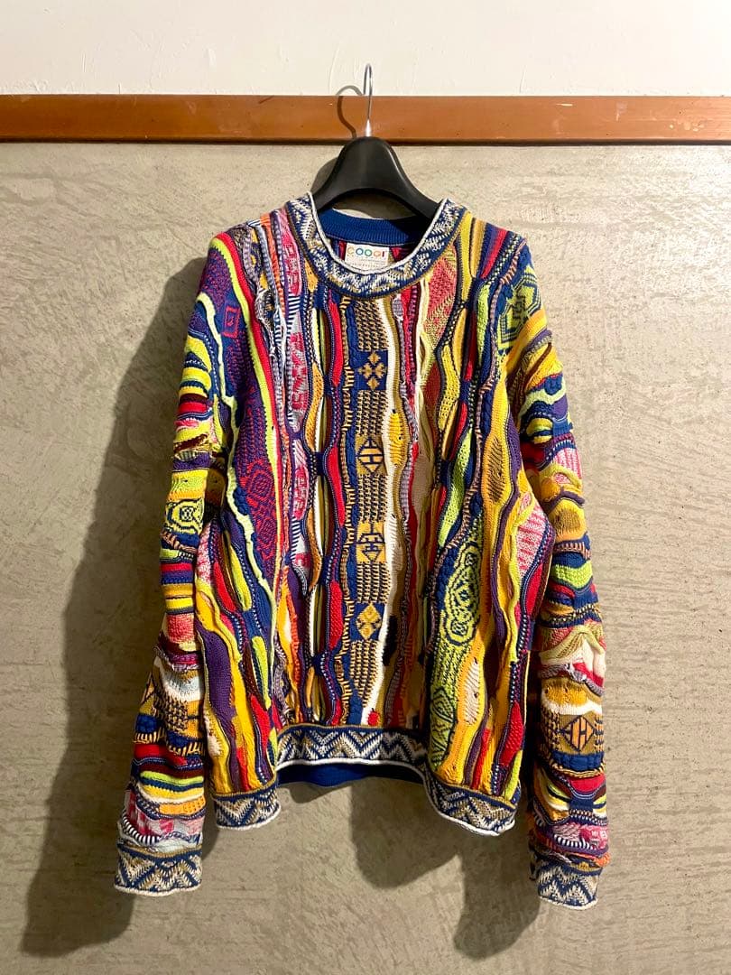 人気色】COOGI カラフル ニットセーター