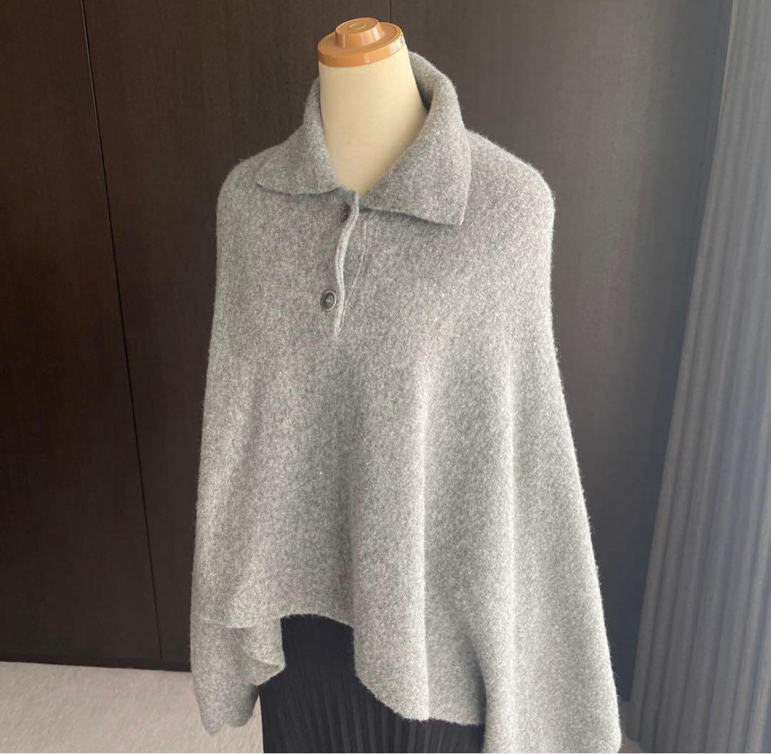 ZARA グレー ケープコート ボタン付き セーター - メルカリ