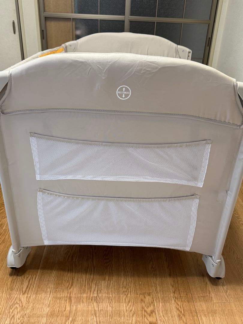 Thinkmaxベビーベッド／ゆりかご（添い寝対応）折りたたみ式おむつ替え