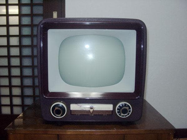 ナショナル初期型ブラウン管白黒テレビ プロの整備済みです きれいに